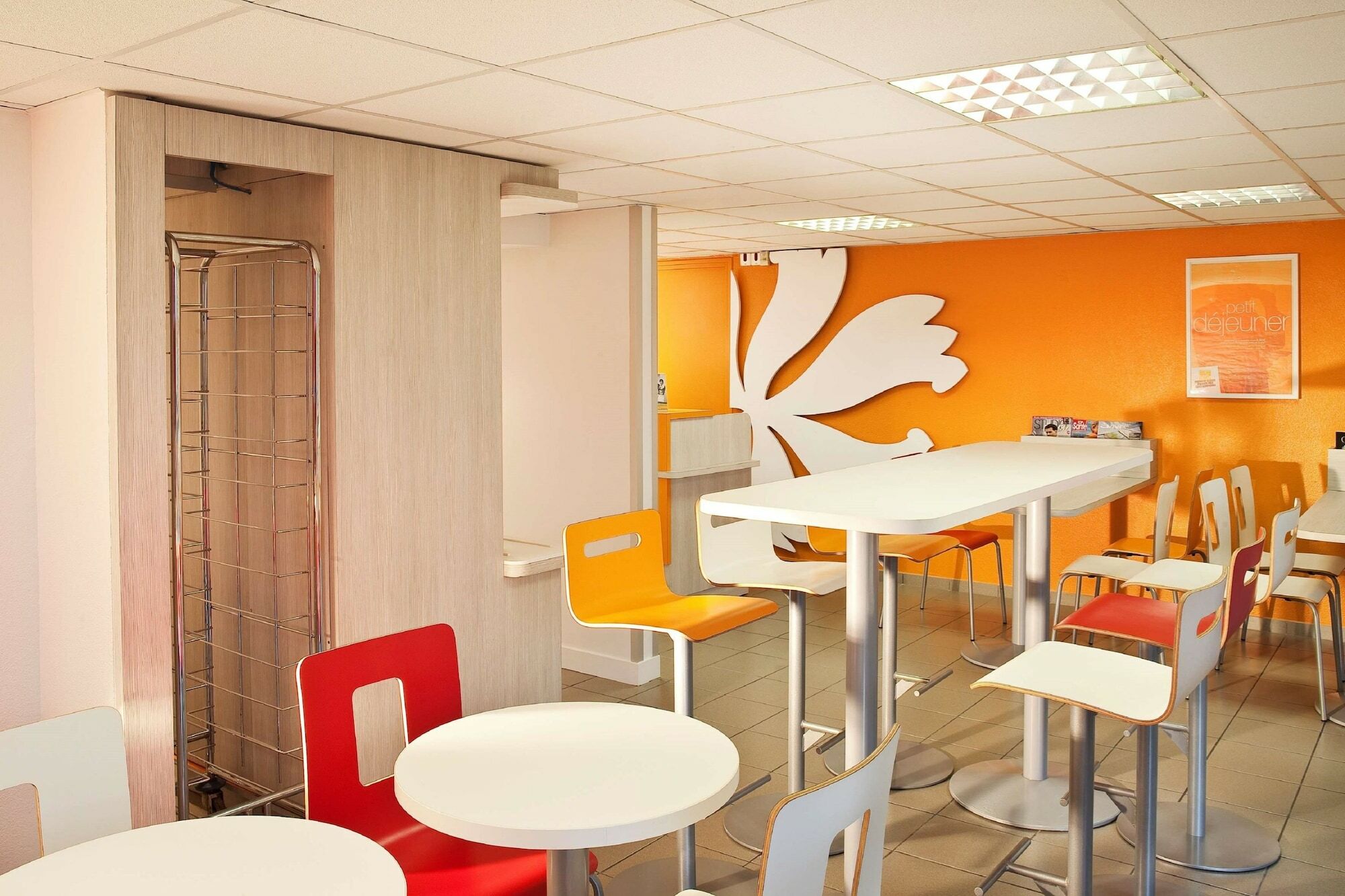 Premiere Classe Valenciennes Ouest Petite Foret Екстериор снимка