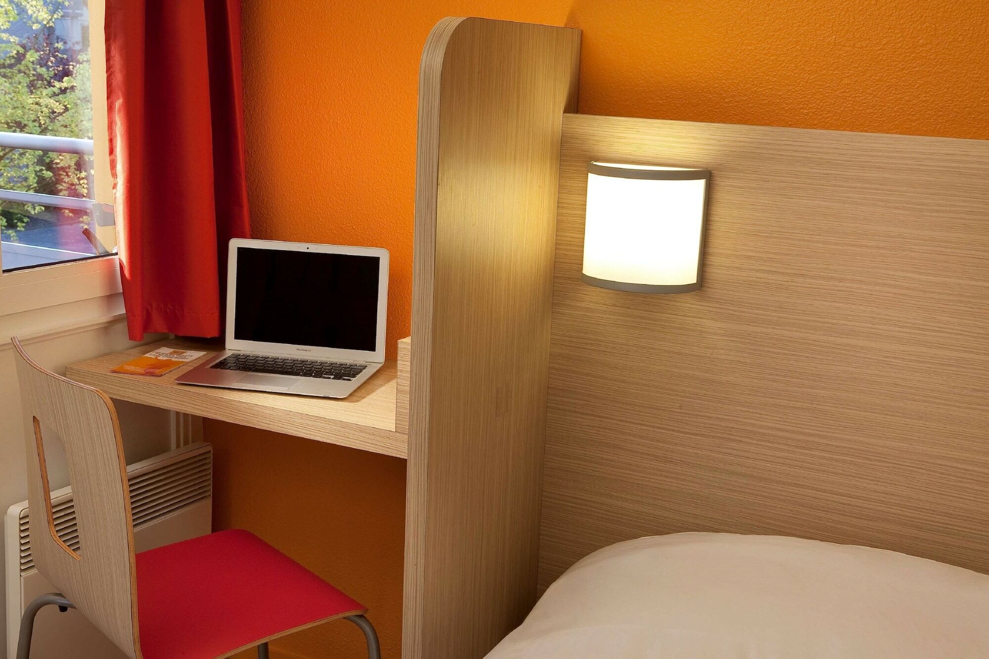 Premiere Classe Valenciennes Ouest Petite Foret Екстериор снимка